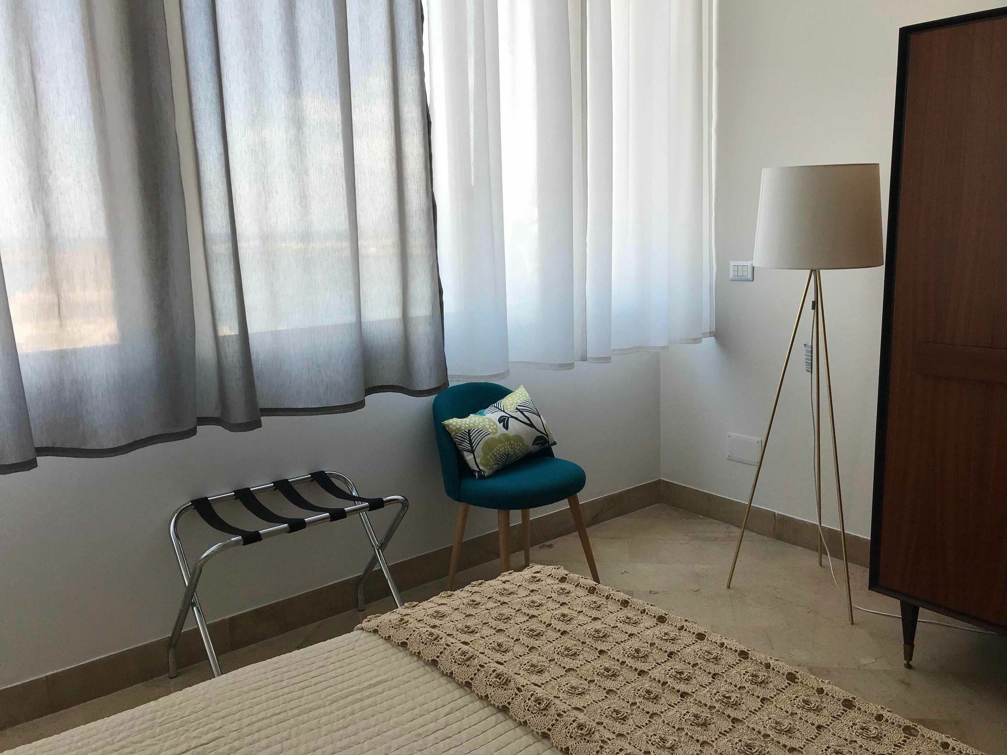 B&B Questa Casa Non E'Un Albergo ปาแลร์โม ภายนอก รูปภาพ